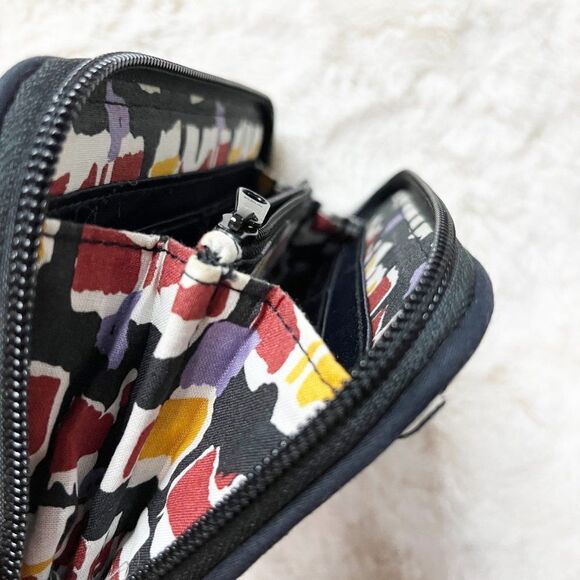 Vera Bradley Painted Feathers Retired Pattern Zip Around Wallet NWOT - Picture 8 of 13